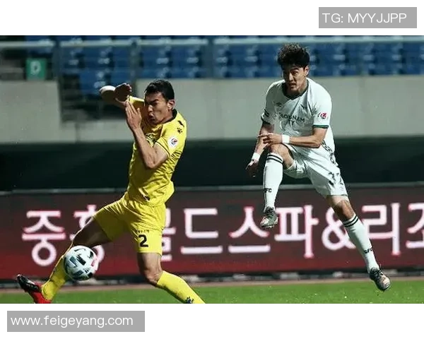 莫尔德与贝游击的激烈对决揭示足球战术的博弈与激情